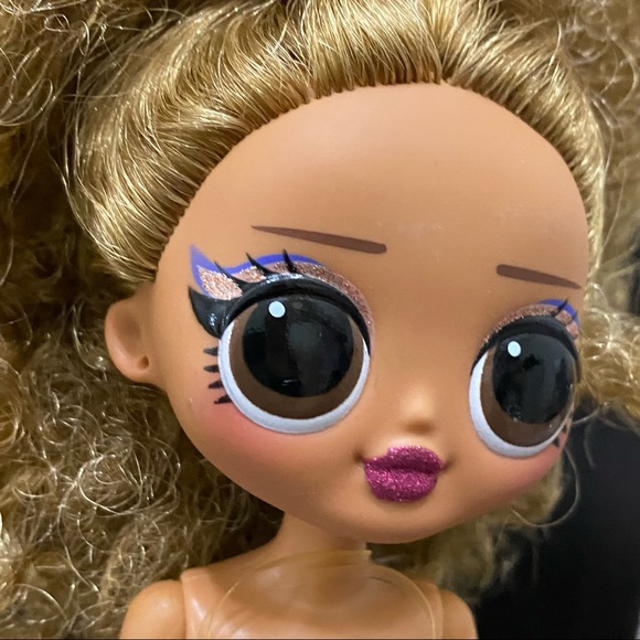 L.O.L Surprise OMG Series 3 Da Boss 9" Fashion Doll - Picture 6 of 8